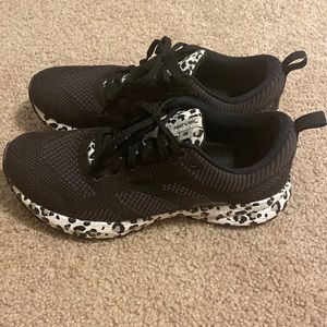 Brooks Women’s Revel 5 Running Shoes